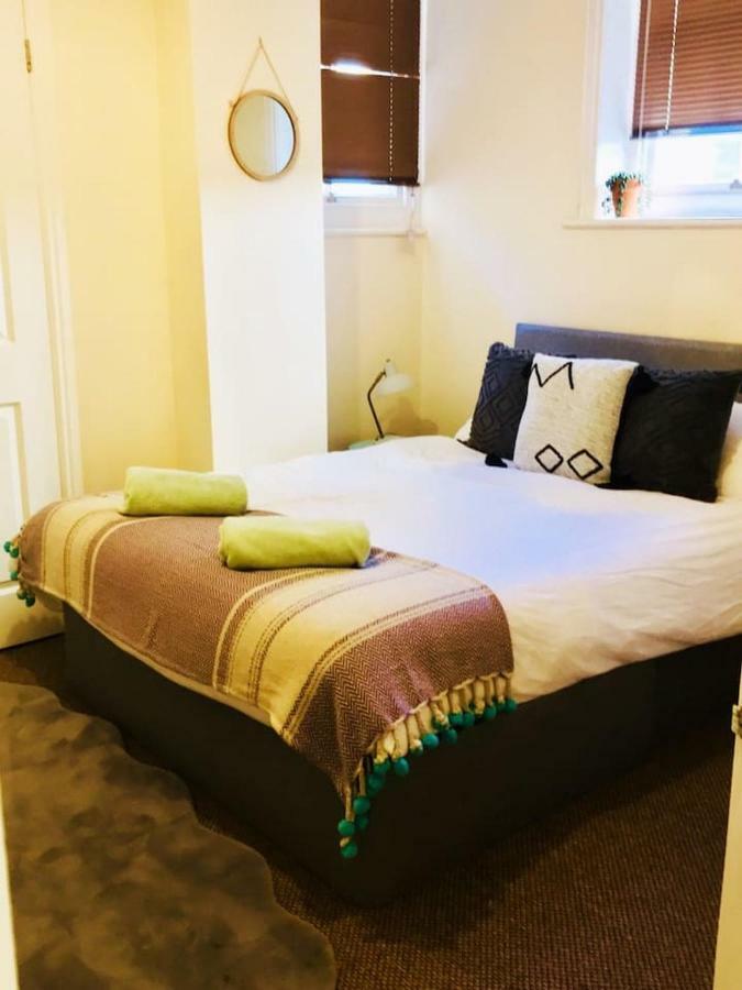 Spacious Apartment In The Heart Of St Leonards Гастингс Экстерьер фото